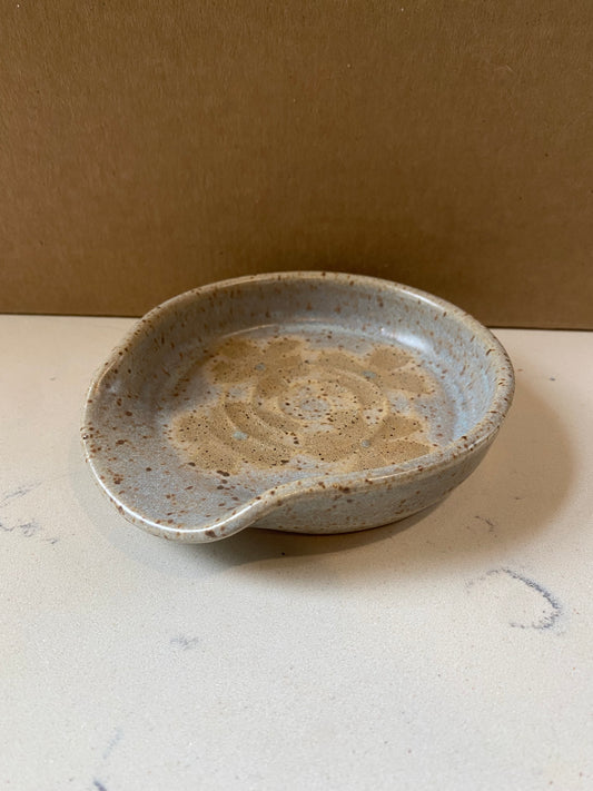 Flower spoon rest